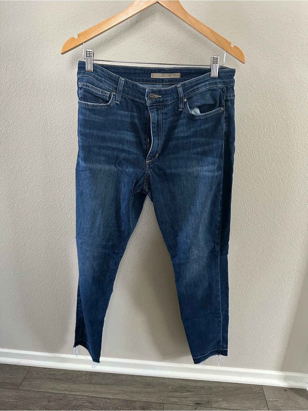 Joe's Jeans Slim Women's Dark Blue Distressed Denim